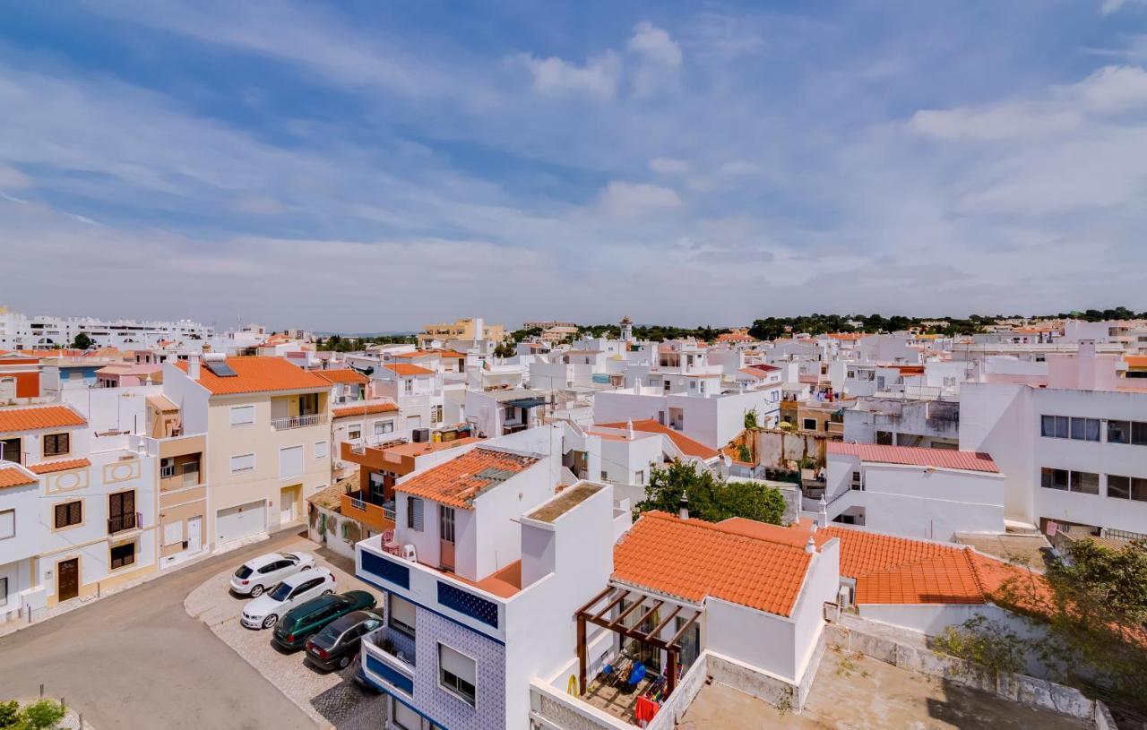Loky - Near Quarteira Center Apartment Exterior photo